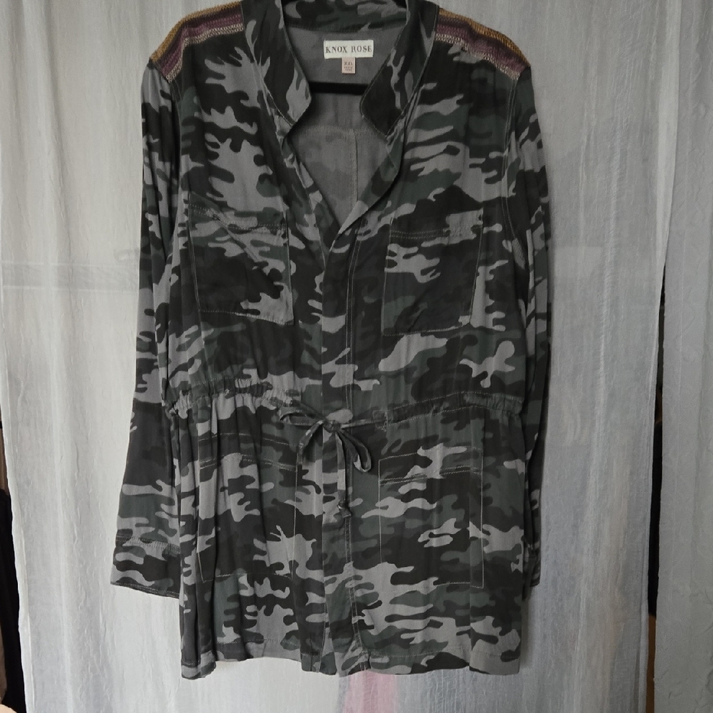 Knox Rose Green Camouflage Jacket